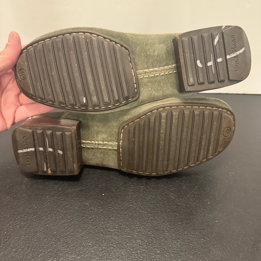 🌿 Vintage Cole Haan Country Olive Suede Loafers – Size 7B - Picture 8 of 11